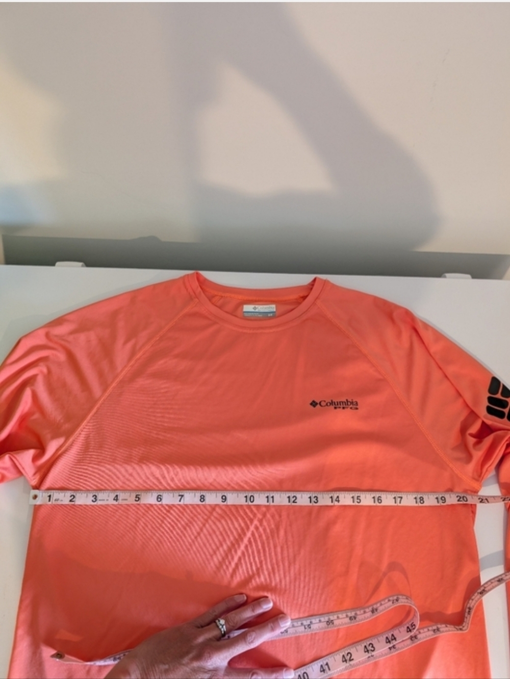 Men's Columbia PFG Omni-Shade Sun Shirt - Picture 9 of 11